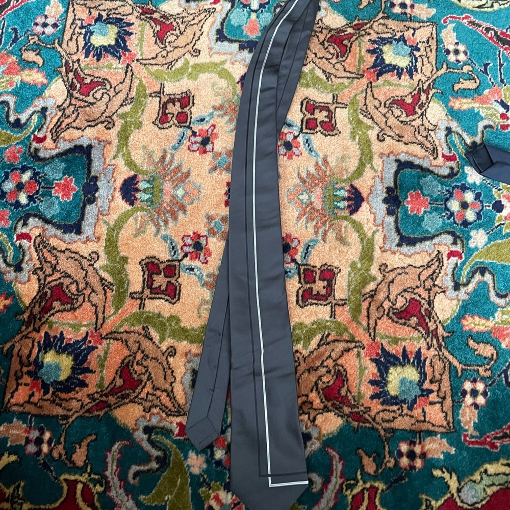 Prada tie